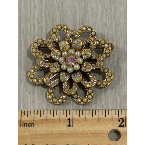 Vintage Lee Angel Brooch Matte Gold Tone Pearl Aurora Borealis Rhinestone - Picture 5 of 6